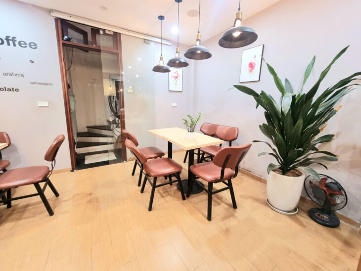 MẶT PHỐ TRẦN QUỐC HOÀN – CHỈ 12 TỶ – 4 TẦNG – MT 4M VUÔNG ĐẸP – VỈA HÈ RỘNG