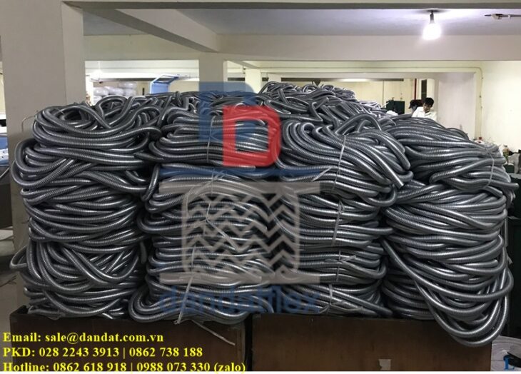 Ống ruột gà lõi thép, ống thép luồn dây điện, ống ruột gà lõi thép bọc nhựa pvc D20 và đầu nối