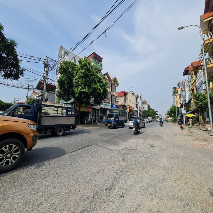 Đáo hạn vốn kinh doanh nên BÁN GẤP căn biệt thự đơn lập tại Đa Tốn, Gia Lâm. 200m2. Lh 0989894845