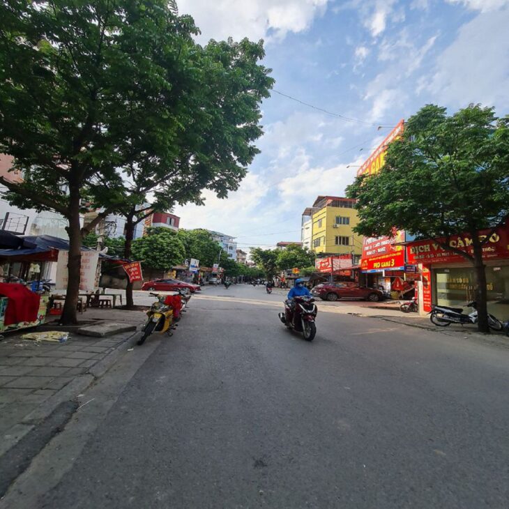 Nhà mới ở ngay, kinh doanh tốt tại Trâu Quỳ, Gia Lâm. 50m2 4 tầng, đường 10m, 8 tỷ x. Lh 0989894845