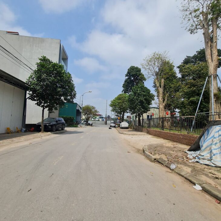 5 tỷ x có 72m2 đất ô tô 7 chỗ vào nhà, quay đầu tại Đa Tốn, Gia Lâm. Lh 0989894845