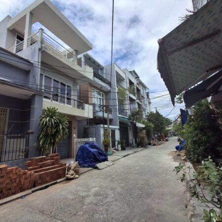 NHÀ 4 TẦNG KIÊN CỐ ĐÂT 72M2 – TT HẢI CHÂU – SỔ NỞ HẬU – Ô TÔ ĐỖ CỬA GIÁ 5.2 TỶ NHÀ 4 TẦNG KIÊN CỐ ĐÂT 72M2 – TT HẢI CHÂU – SỔ NỞ HẬU – Ô TÔ ĐỖ CỬA GIÁ 5.2 TỶ