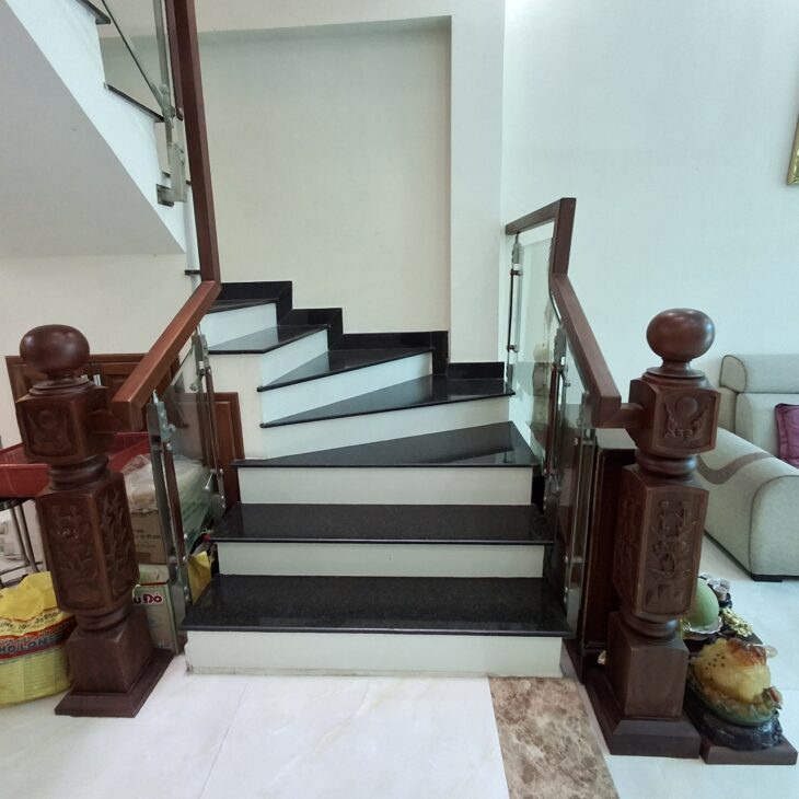 NHÀ 3 TẦNG MỚI ĐẸP 4 NGỦ – Ở NGAY ĐẤT 78M2 – Ô TÔ ĐỖ CỬA – KIỆT 5M THÔNG TỨ TUNG GIÁ 4.65 TỶ