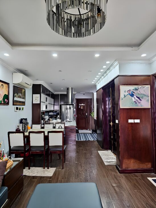 (Tin thật 100%) Căn hộ 85.4m2 x 2PN có slot ô tô tại Tân Hoàng Minh Hoàng Cầu – Ban công hướng Bắc