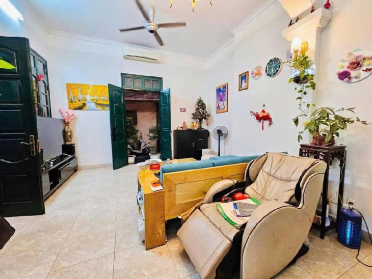 bán nhà Giải Phóng, ô tô đỗ cửa 15m ra mặt phố, thiết kế kiểu biệt thự