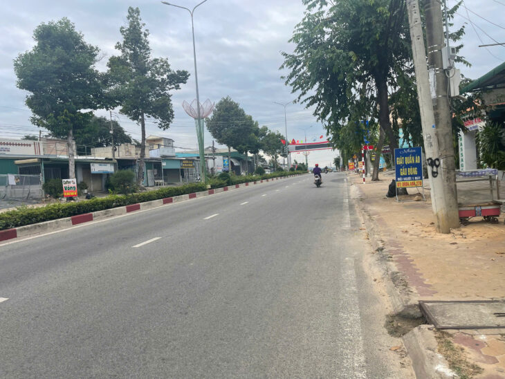 Đất ngộp! Mặt tiền Thống Nhất, Tân An, thị xã LaGi chri 3.5 tỷ giảm 30%
