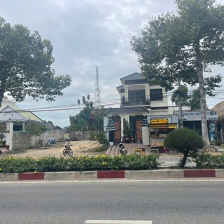 Bán 5m đất thổ cư Đường Thống Nhất, thị xã LaGi giá ngộp 3.2 tỷ sổ riêng