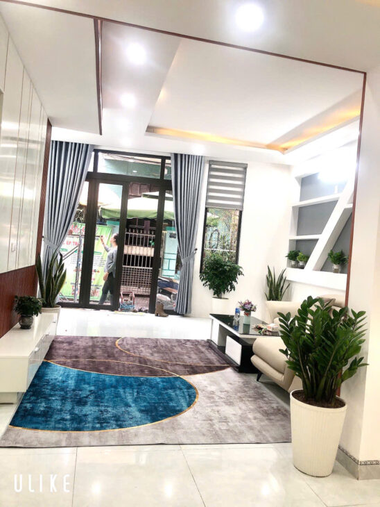 ♥ Nhà Kiệt Nhựa Hùng Vương, 67.5m2, ngang 5.6m, 3 tầng cứng đẹp, 3PN, sân thượng chill, ở ngay,