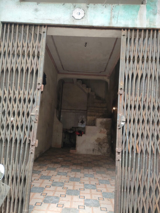 Bán gấp giá rẻ Giải Phóng 70m, cấp 4, mặt tiền 4.5m, 1.1 tỷ Hoàng Mai.