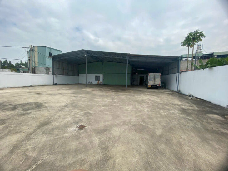 Cho thuê 1.200m² kho xưởng tại TX 52, P. Thạnh Xuân, Q.12. Giá 50 Triệu