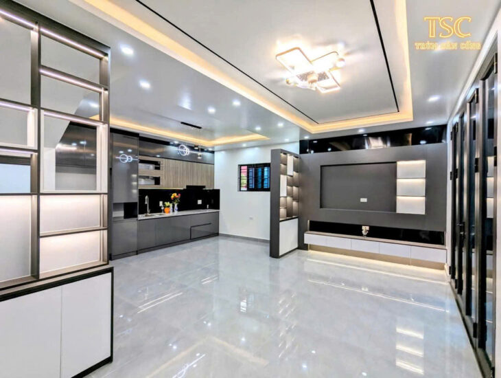 Bán nhà mặt ngõ Khúc Thừa Dụ 2, DT 45m 4 tầng, mới tinh, độc lập, Giá 3.65 tỉ