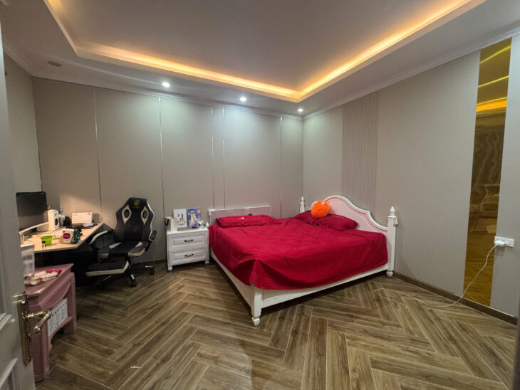 Bán nhà phố Vĩnh Tiến – Lê Chân, DT 54m 4 tầng, sân cổng riêng, cực nông, Giá 3.43 tỉ