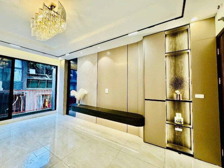 Bán nhà 5 tầng MẶT PHỐ Đông Các, quận Đống Đa, diện tích 60m2, KHU DÂN TRÍ CAO, AN NINH TỐT