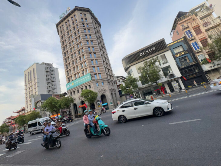 SIÊU HIẾM TÒA NHÀ BIDV CHIẾM LĨNH 4 MẶT TIỀN ĐƯỜNG NAM KỲ KHỞI NGHĨA QUẬN 3