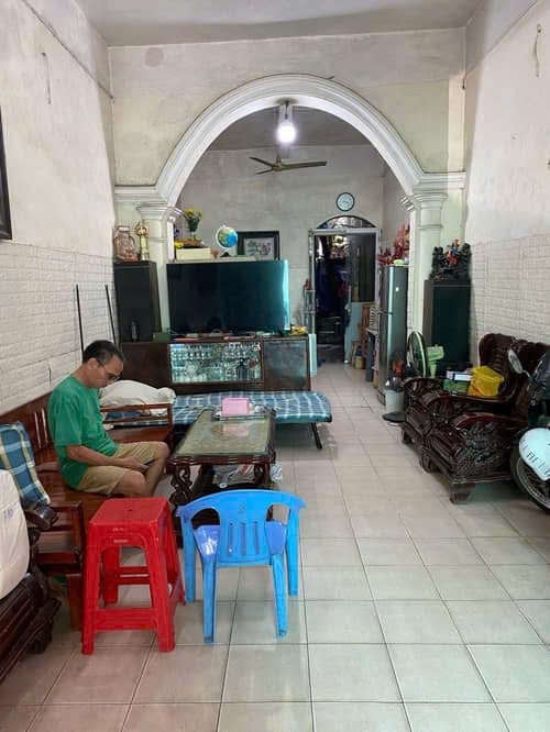 BÁN NHÀ ĐẢO NGỌC MP NGŨ XÃ 85M MT 3,9M KD ĐỈNH GIÁ 33 TỶ