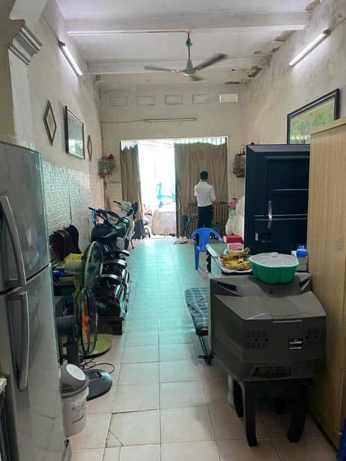 BÁN NHÀ ĐẢO NGỌC MP NGŨ XÃ 85M MT 3,9M KD ĐỈNH GIÁ 33 TỶ
