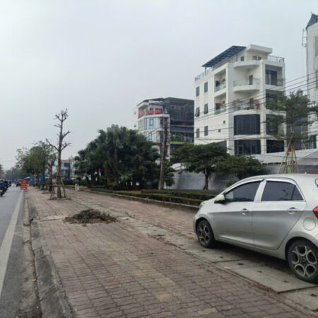 Đất cụm CN Lai Xá 96m2-MT8m, vỉa hè KD, ô tô tránh, cạnh ĐH Thành Đô giá 15.5 tỷ