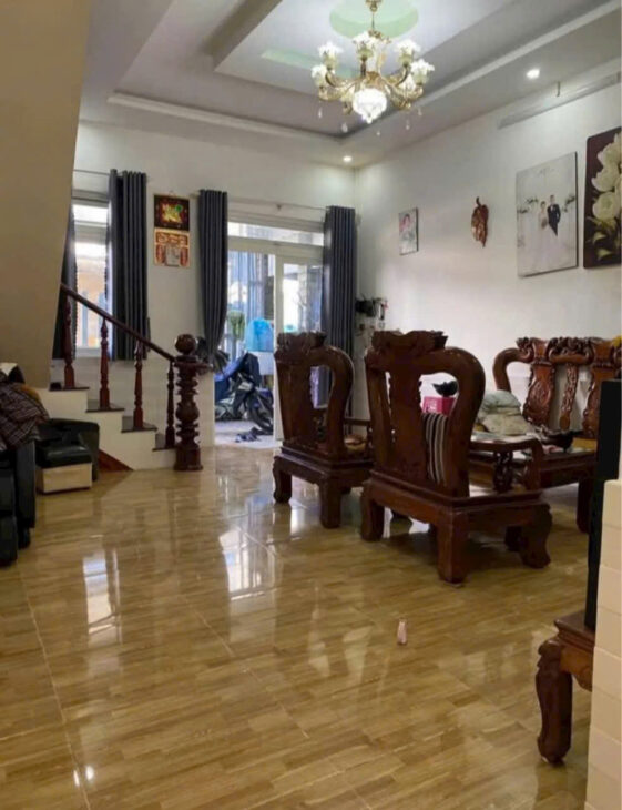 Bán Nhà 80m2 4 phòng ngủ Hẻm Trạng Trình phường 9 Đà lạt Giá 3Tỷ 350tr