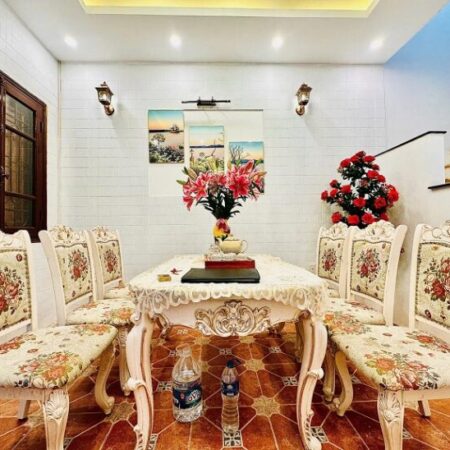 NHÀ NGÕ 302 ĐƯỜNG LÁNG, Phường Thịnh Quang, Đống Đa Hà Nội 27m2 4 tầng