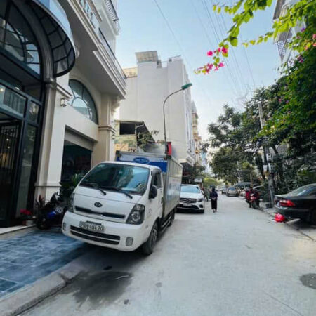 BÁN TÒA NHÀ GIANG VĂN MINH 280M 10 TẦNG THANG MÁY KD ĐỈNH CHÓP GIÁ 300 TỶ