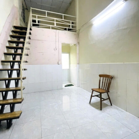 Bao Gía Trong khu Vực, Gấp bán Nhà Tam Bình, Thủ Đức, DT 45m2 ( 3.5 x 13 ) 2 t chỉ 2.6ty