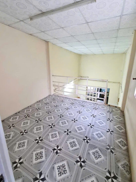 Bao Gía Trong khu Vực, Gấp bán Nhà Tam Bình, Thủ Đức, DT 45m2 ( 3.5 x 13 ) 2 t chỉ 2.6ty