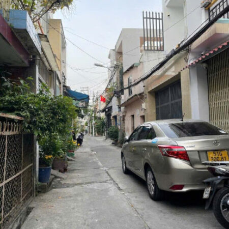 Ô TÔ NGỦ TRONG NHÀ, HẺM THÔNG TỨ TUNG – CẠNH LOTTE QUẬN 7. TL 8,8 tỷ