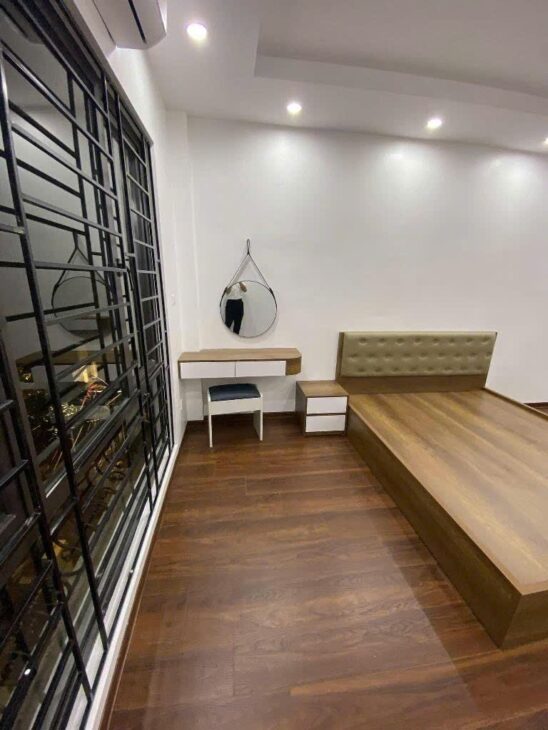 BÁN NHÀ NGỌC LÂM 50M2* 6 TẦNG* 8.2 TỶ, THANG MÁY,FULL NỘI THẤT