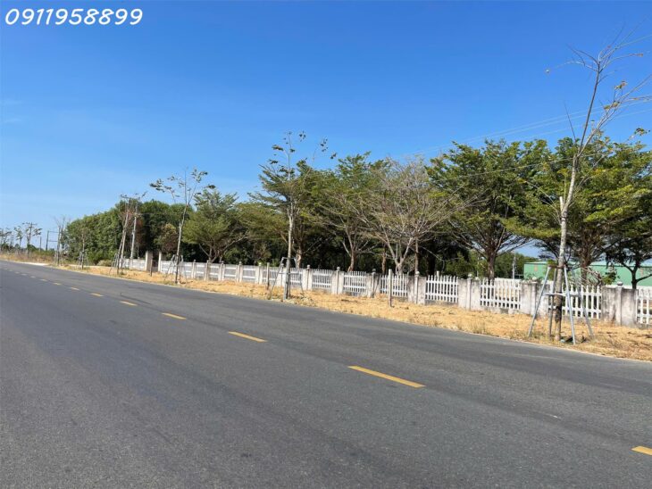 Bán đất thổ cư Đường Hùng Vương, Thị xã LaGi thổ cư 500m2 giá rẻ nhất view Biển
