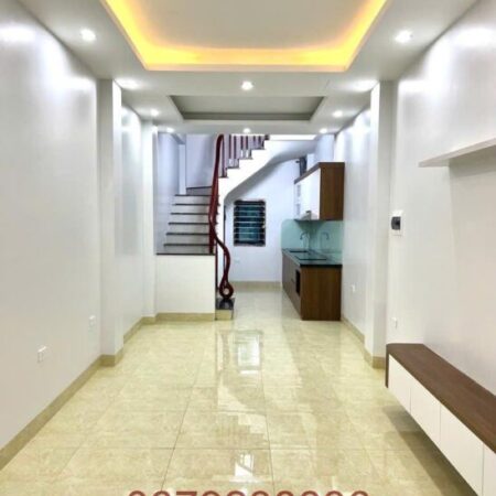 Bán Nhà XÃ ĐÀN, 35m2, 5 Tầng, Sát Phố, Cực Gần Ô Tô, Nhà Đẹp Ở Sướng, Chỉ 6.3 Tỷ