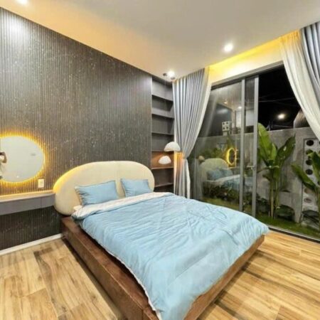 BÁN NHÀ GẦN CẦU VĨNH TUY, 5 TẦNG, NGÕ THÔNG, CHỈ 5.39 TỶ