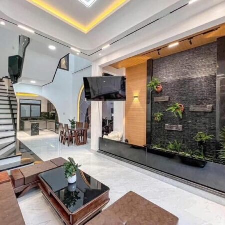 BÁN NHÀ PHỐ CỔ LINH, NGÕ THÔNG, 5 TẦNG, FULL NỘI THẤT