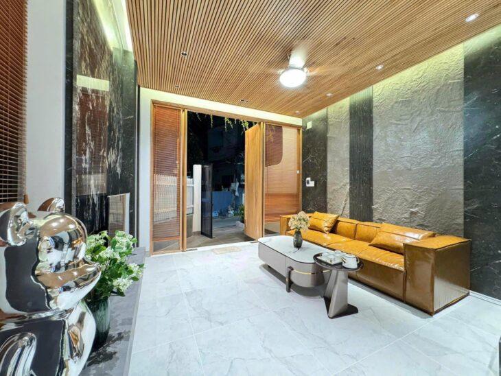 NHÀ MỚI XÂY, NGÕ THOÁNG, GẦN CẦU VĨNH TUY, GIÁ CHỈ 5.39 TỶ