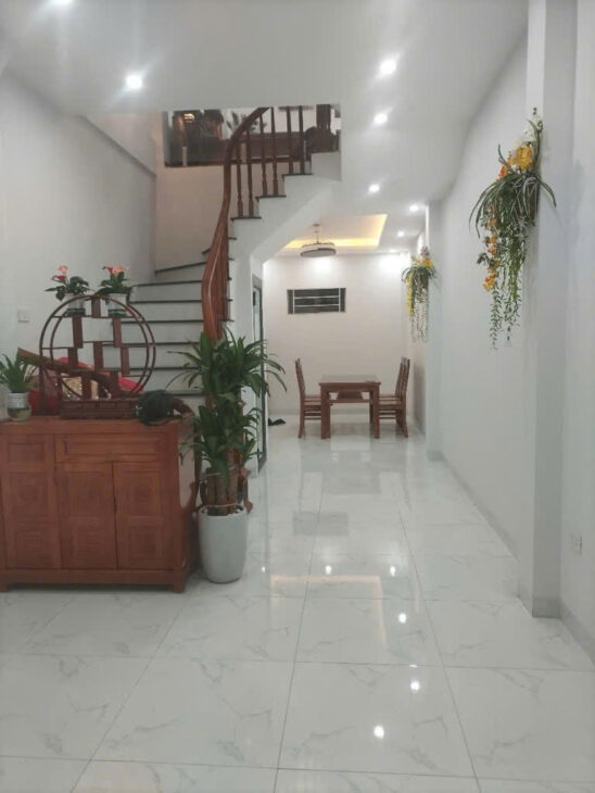 Bán nhà Trần Cung 50m2 -5 tầng, lô góc, 8 ngủ, giá 7.95 tỷ