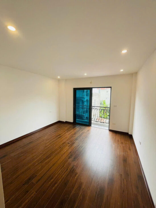 BÁN NHÀ 6 TẦNG PHÚC LỢI HÀNG XÓM VIN, GARA Ô TÔ, THANG MÁY, LÔ GÓC, NHỈNH 6 TỶ