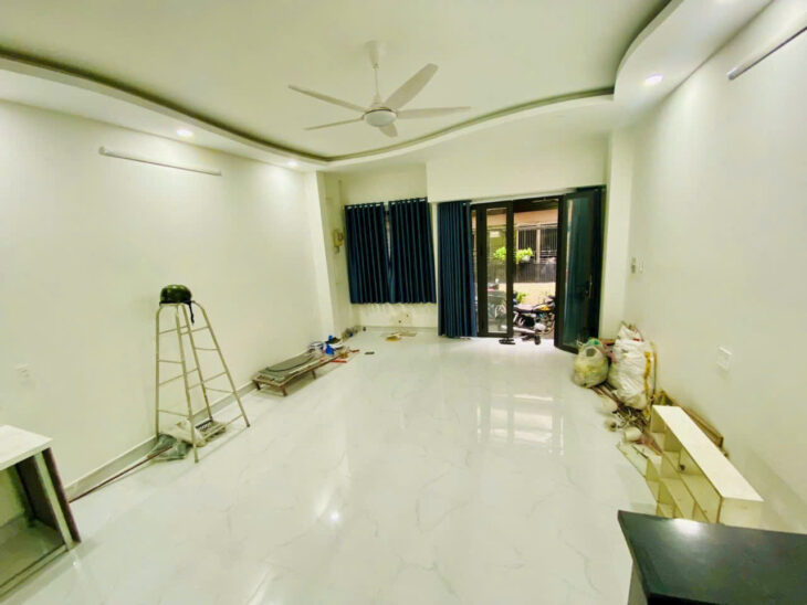 BÁN NHÀ GÒ VẤP, CHỦ GIẢM 100 TRIỆU,HXH, ĐỐI DIỆN LOTTEMART GÒ VẤP, NHỈNH 5 TỶ.