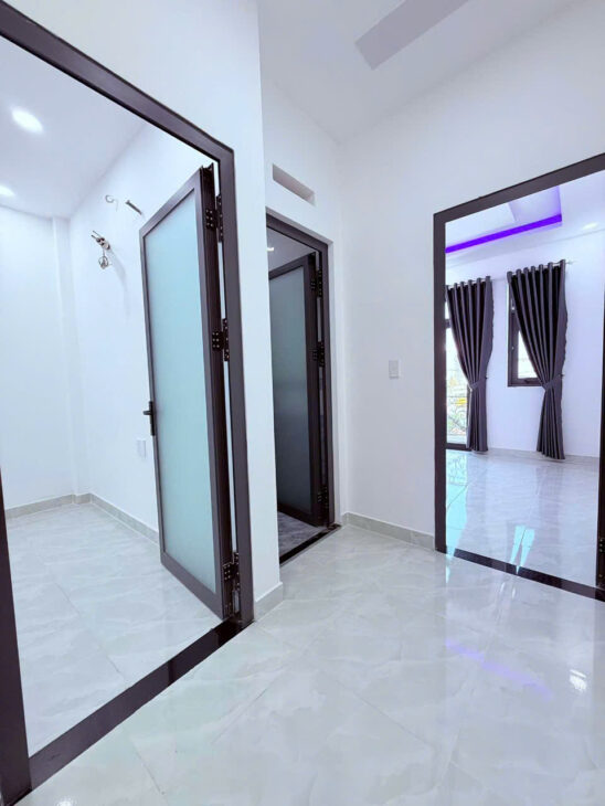 ????BÁN NHÀ ĐỐI DIỆN NHÀ MÁY BIA TIGER – NHÀ 3 TẦNG ĐẸP LUNG LINH – 55M2 NGANG HƠN 4 MÉT – HẺM Ô TÔ