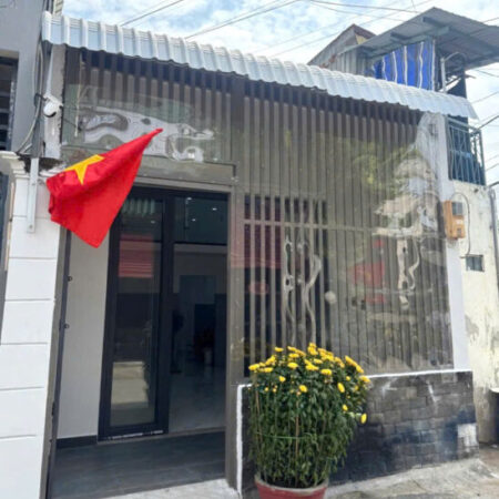 NHÀ Siêu Rẻ, Trường Thọ, Thủ Đức, HXH, DT 38m2 ( 4 x 9 ) 2T, Mới, ở Ngay, chỉ 3.05ty