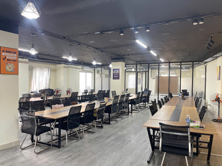 Cho thuê văn phòng tại ngõ 57 Nguyễn Hoàng, Hà Nội diện tích 200m2 giá 32tr cực đẹp