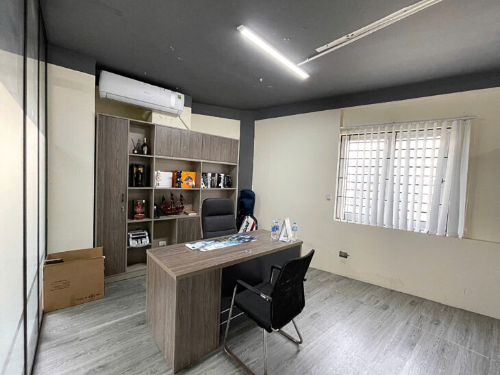Cho thuê văn phòng tại ngõ 57 Nguyễn Hoàng, Hà Nội diện tích 200m2 giá 32tr cực đẹp