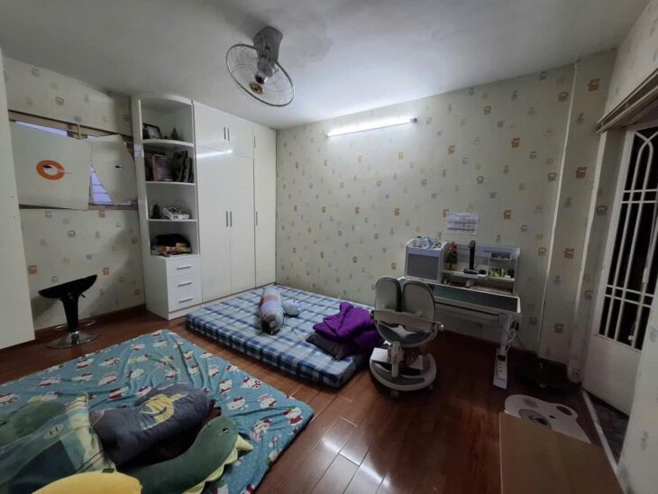 GIÁP QUẬN 10 – BA GÁC THÔNG – HƠN 50M RA XE HƠI – 36M2 – CHỈ NHỈNH 4 TỶ