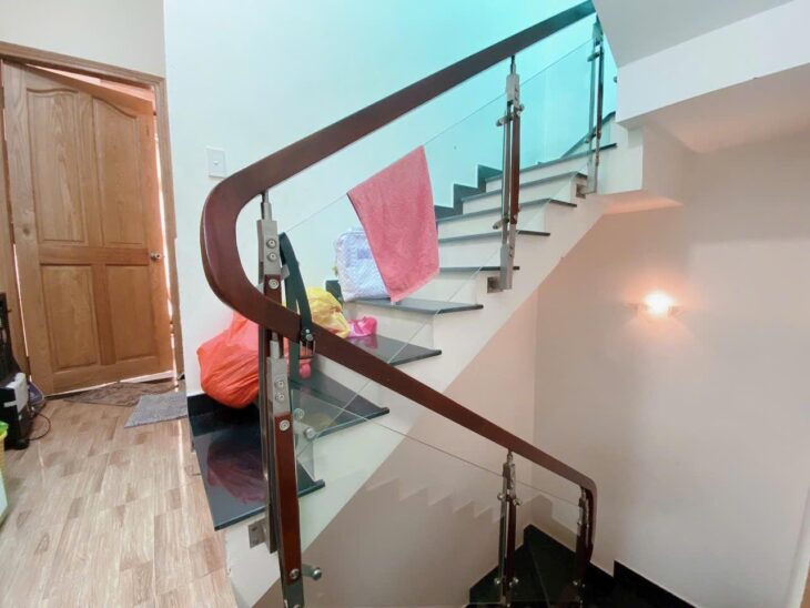 NHÀ 4 TẦNG MỚI Ở NGAY – HẺM RỘNG HƠN 6M 4 CHỖ QUAY ĐẦU – HƠN 5 TỶ