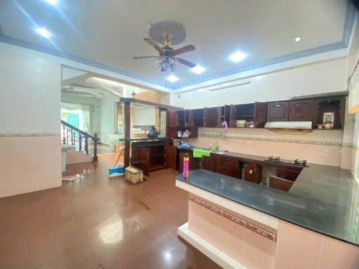 KHU VIP TÊN LỬA VIEW CÔNG VIÊN 4 TẦNG CHỈ NHỈNH 13 TỶ
