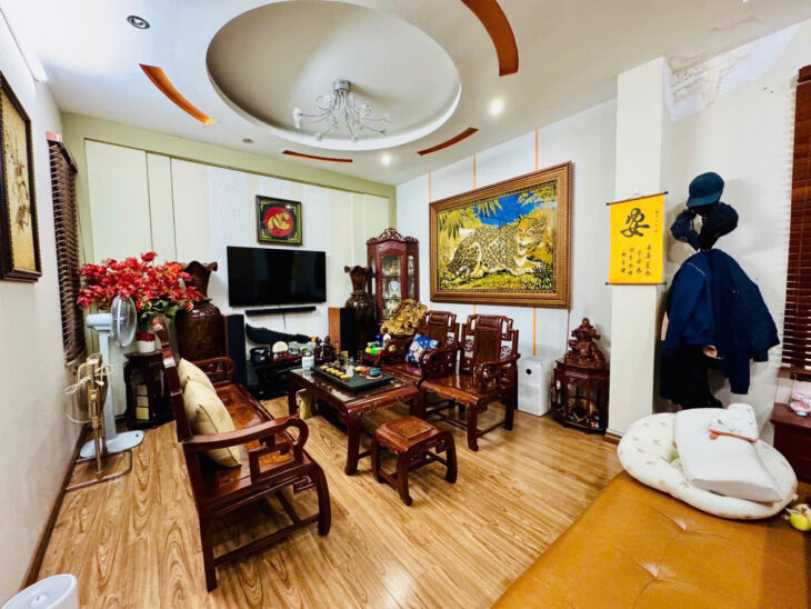Bán nhà 5 tầng, 50m², Pháo Đài Láng, Đống Đa, 11.3 tỷ