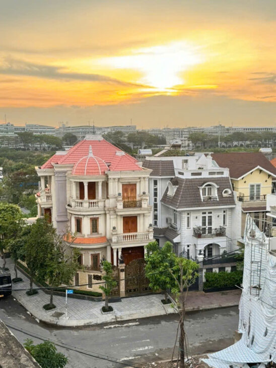 CHỈ CẦN KHÁCH CÓ SẴN 5TỶ – SỞ HỮU NGAY MẶT TIỀN KINH DOANH KHÁCH SẠN KHU TÊN LỬA – DOANH THU