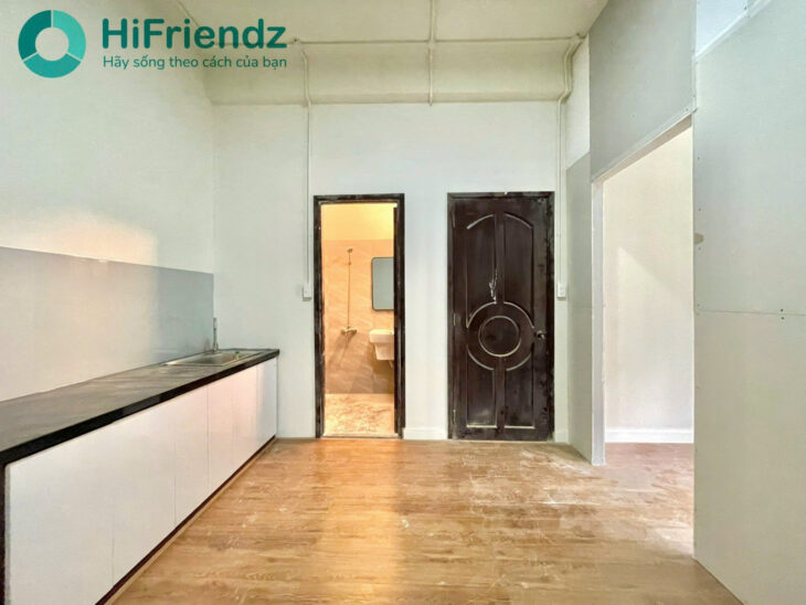 Đang trống căn hộ 1PN sân thượng siêu to khổng lồ cho thuê giá 5tr