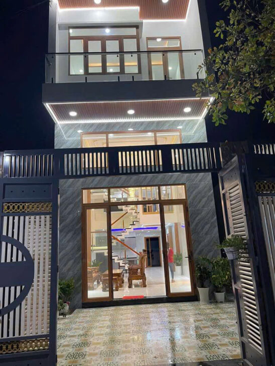 ????️????BÁN NHÀ 3 TẦNG VỊ TRÍ ĐẸP – HẺM XE TẢI 7M – NGANG 6M DÀI 23M – TẶNG FULL NỘI THẤT – GẦN CHỢ