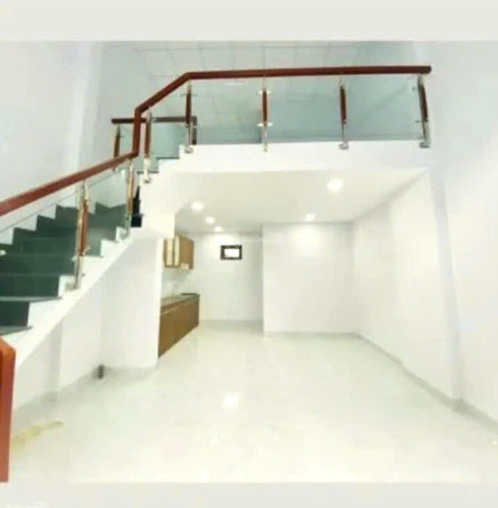 Nhà Mới, ở ngay, Nguyễn tuyển, Q2, Cho Thuê 5tr/tháng, DTsd 68m2. Giá chỉ 4.1 ty