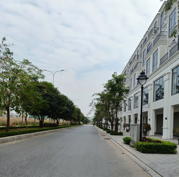 Đất Hinode- Lai Xá 88m2 – MT7.5m, vỉa hè KD, 2 ô tô tránh, giá 12.2 tỷ