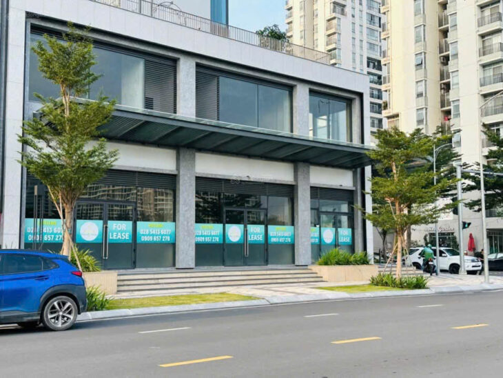 Bán căn góc shophouse Cardinal Court Phú Mỹ Hưng, 205m2, 45 tỷ, LS 0%, mua TT CDT. Gọi 0901323786